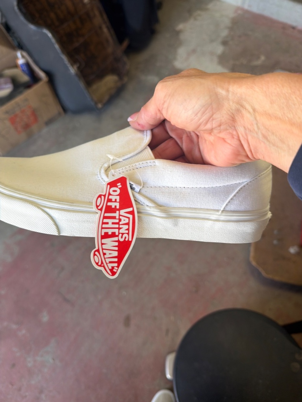 Vans - Picture 2 of 4